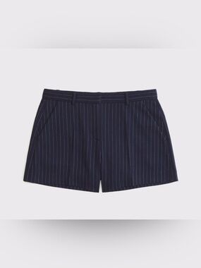 Sz 25 women’s Abercrombie&Fitch curve love mid rise tailored short